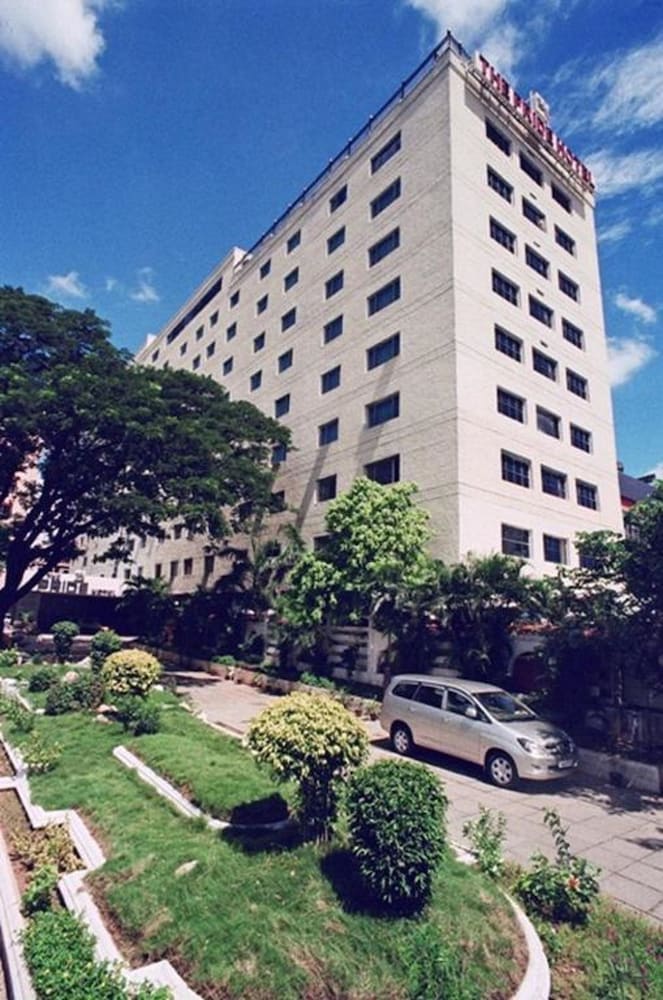 Фото отеля 1