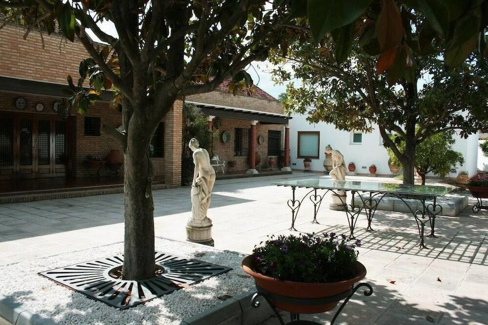 Фото Hotel Riad Arruzafa