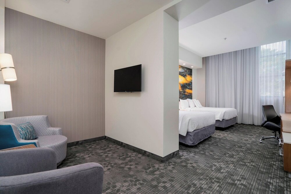 Фото Courtyard by Marriott Niagara Falls USA