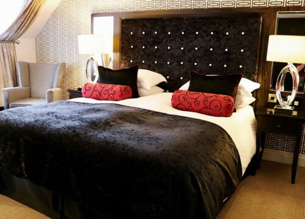 Фото The Old Mill Inn