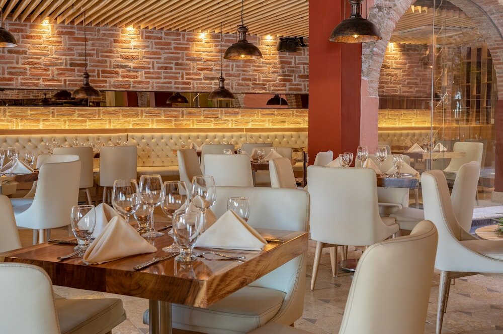 Фото Santa Catalina Hotel