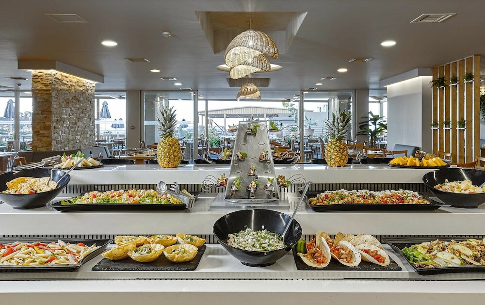 Фото Blue Marine Resort & SPA Hotel