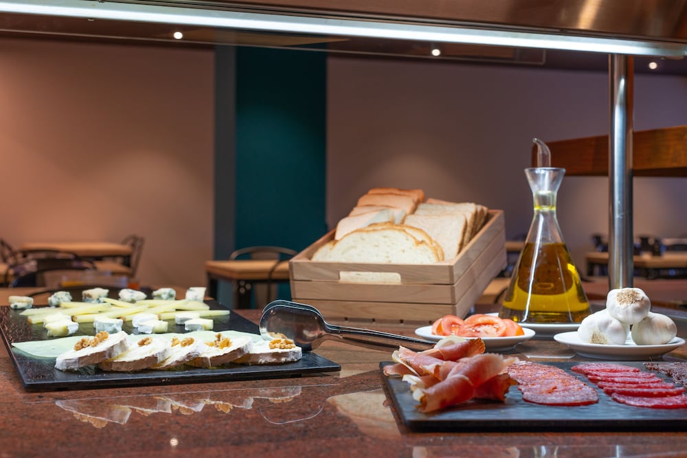 Фото Ushuaia Mountain Hotel