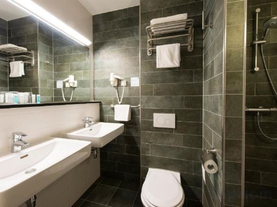 Фото Bastion Hotel Amsterdam Airport