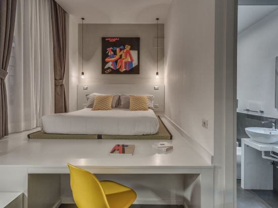 Фото Navona Theatre Hotel