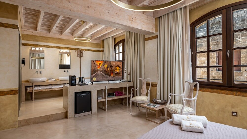 Фото 10gr Hotel and Wine Bar - Adults Only