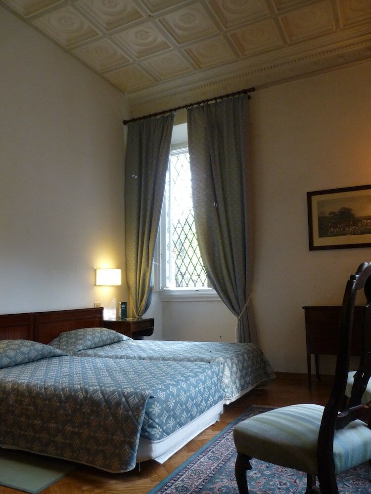 Фото Classic Hotel