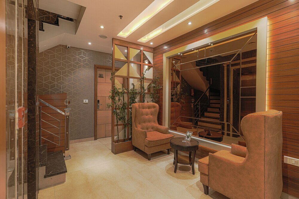 Фото 182360715192