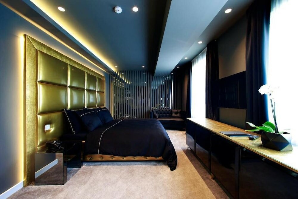 Фото Hotel 9