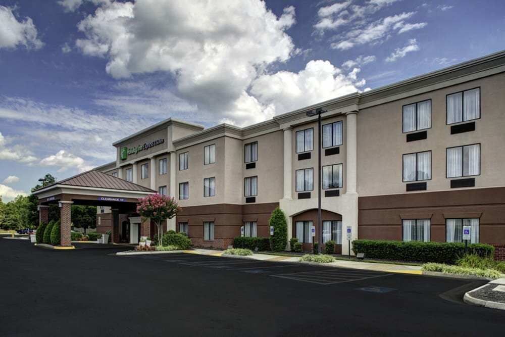 Hotel Holiday Inn Express & Suites Richmond North Ashland, Ashland, photo