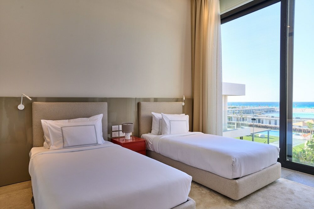 Фото The G Seashell