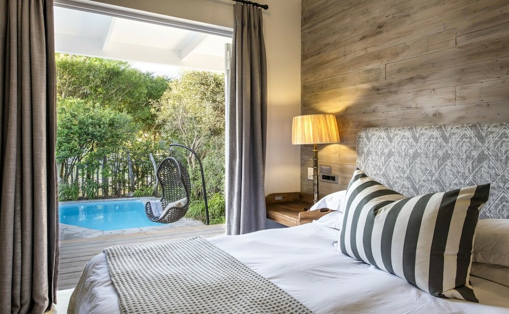 Фото Driftwood - Kenton on Sea