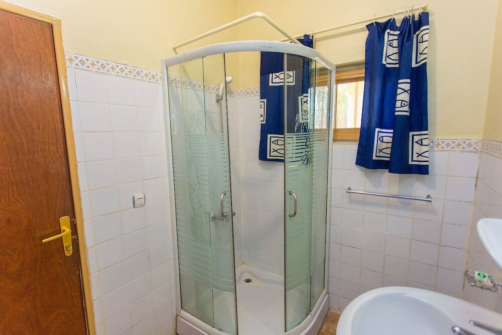 Фото Iris Guesthouse