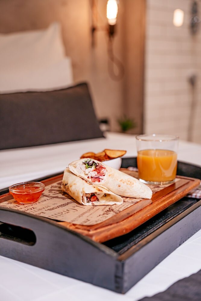 Фото One Luxury Suites