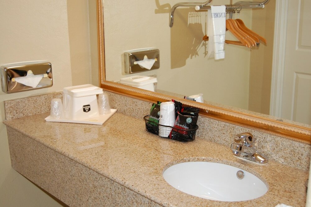 Фото Best Western Southlake Inn