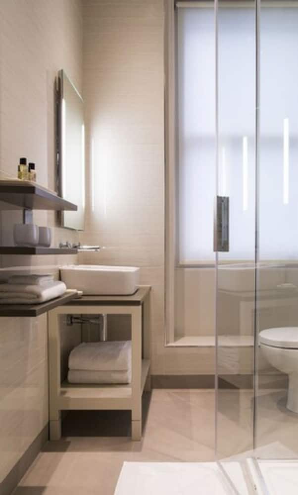 Фото The Bull and The Hide