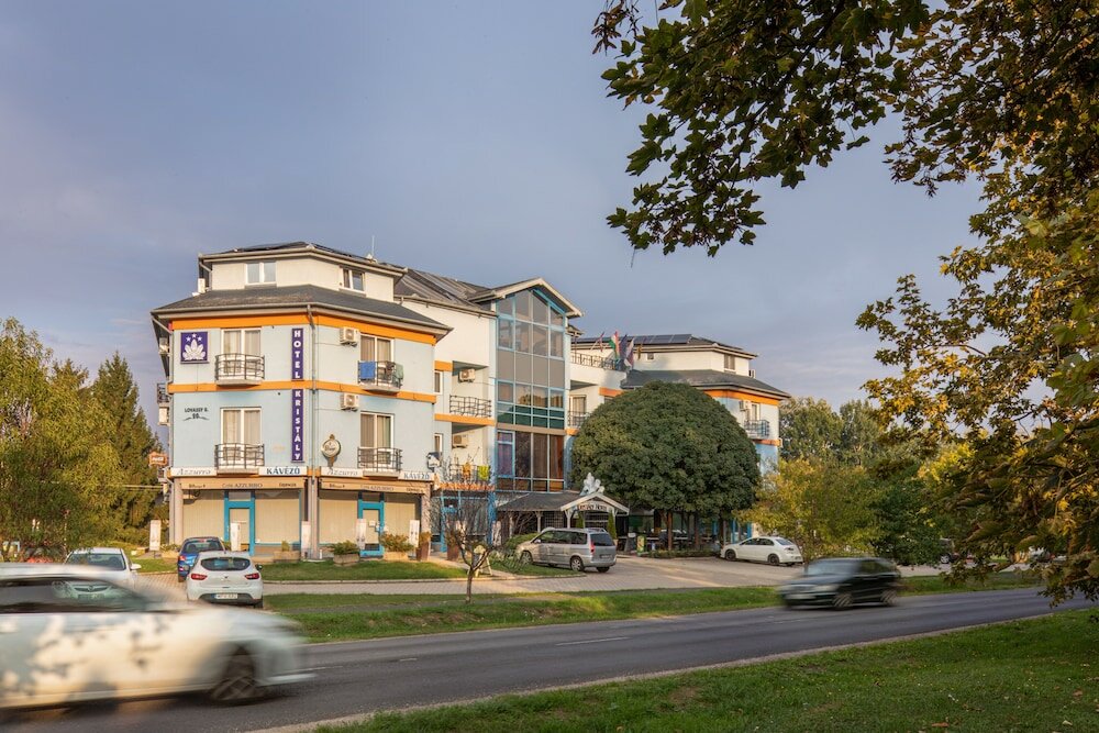 Фото Kristály Hotel