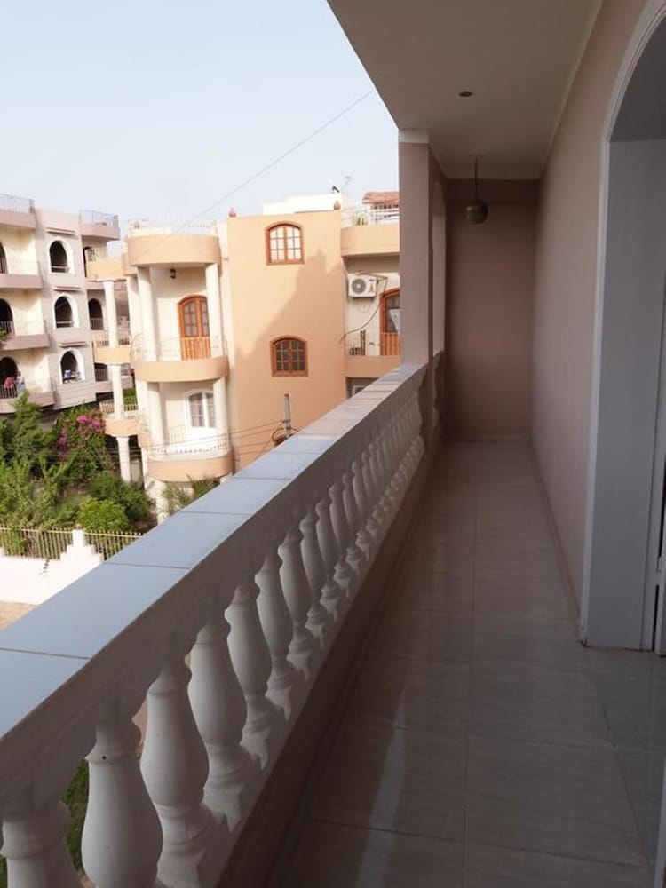 Фото Gold Ibis Hotel