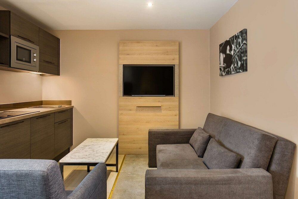 Фото Radisson Serviced Apartments Antananarivo City Centre