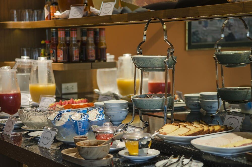 Фото The Tarntawan Hotel Surawong Bangkok