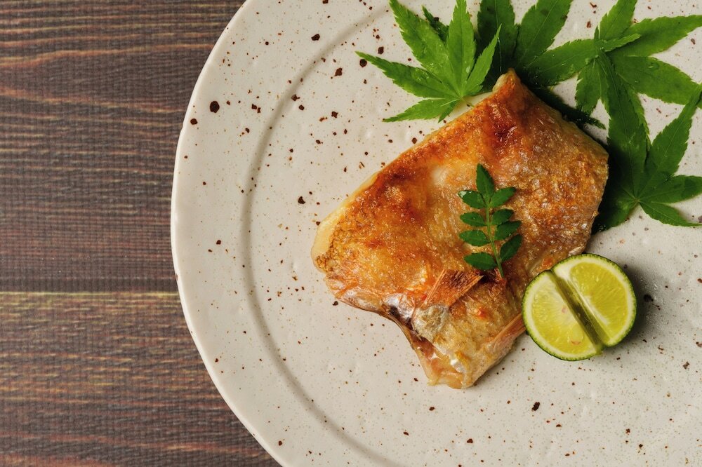 Фото Hotel Hoho A hotel overlooking the Echigo Plain and the Yahiko mountain range