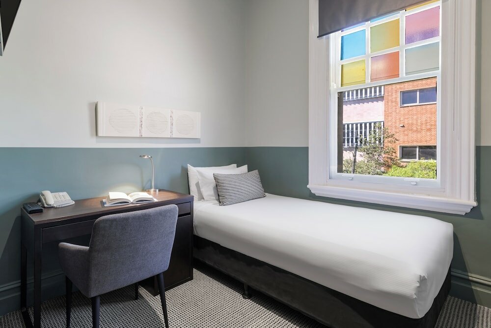 Фото Vulcan Hotel Sydney