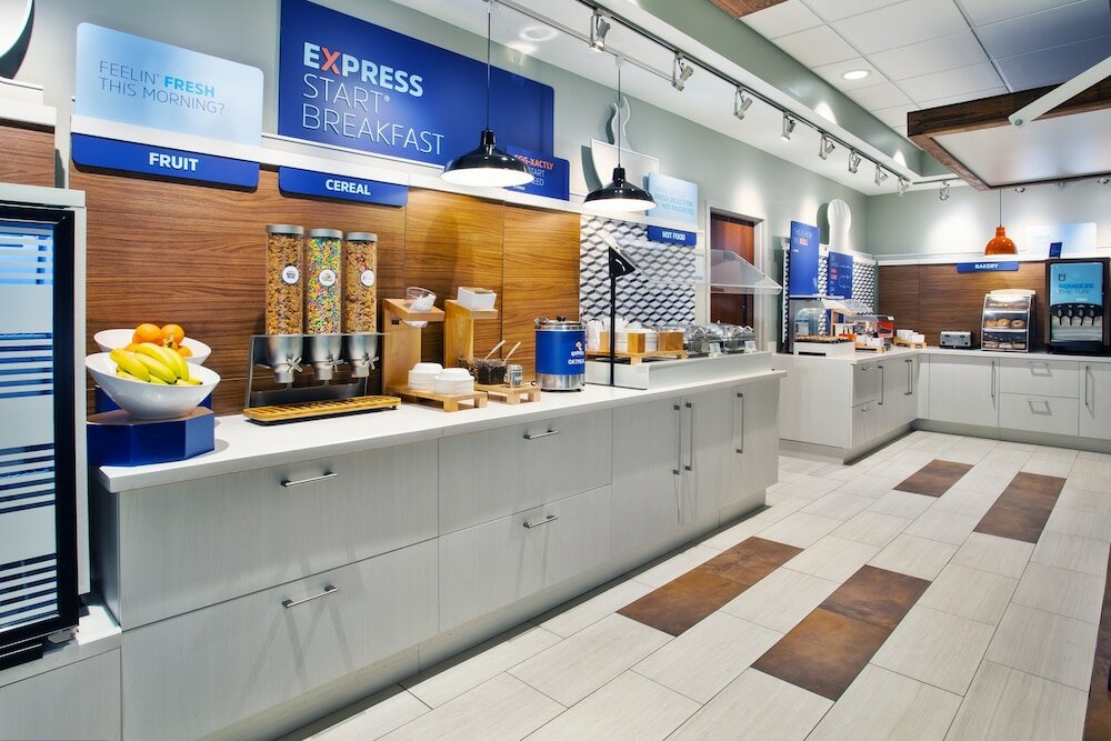 Фото Holiday Inn Express & Suites Rochester Webster, an Ihg Hotel