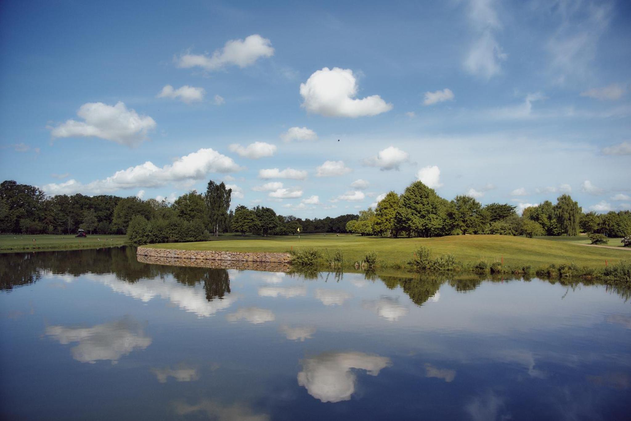 Фото Aparthotel am Golfclub Treudelberg