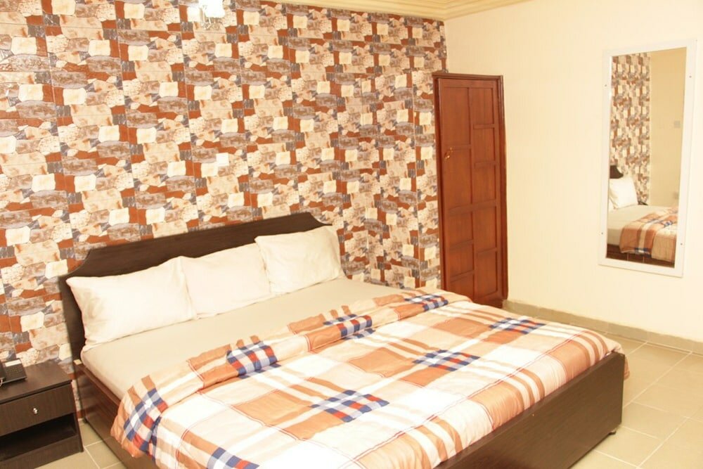 Фото Pedallo Luxury Inn Ltd