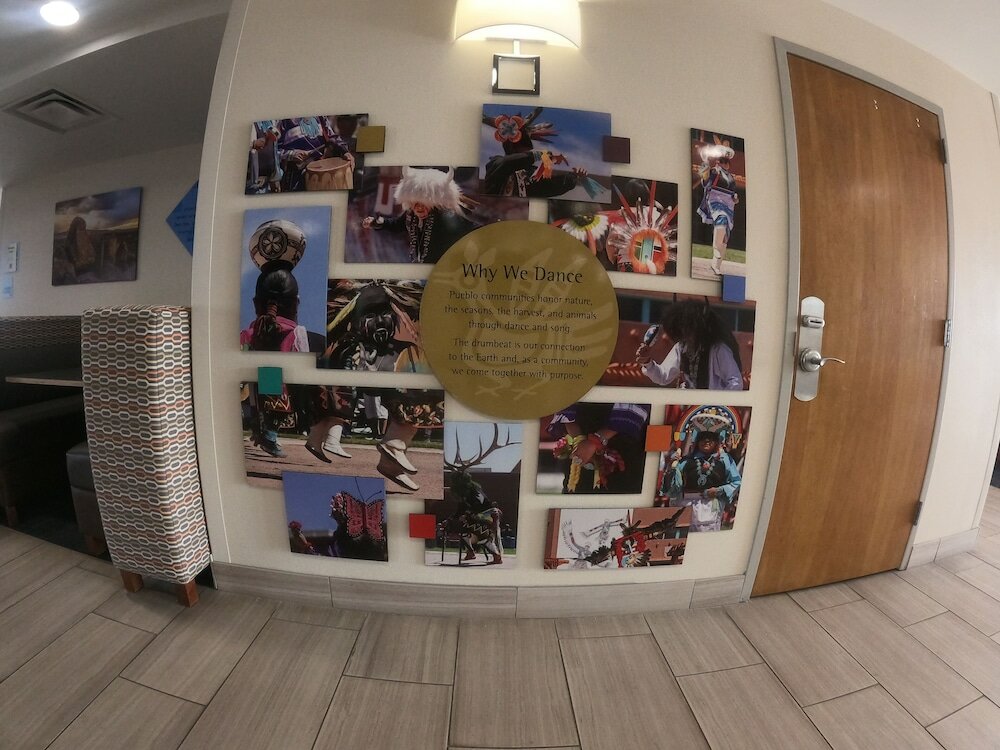 Фото Holiday Inn Express & Suites Albuquerque Historic Old Town, an Ihg Hotel