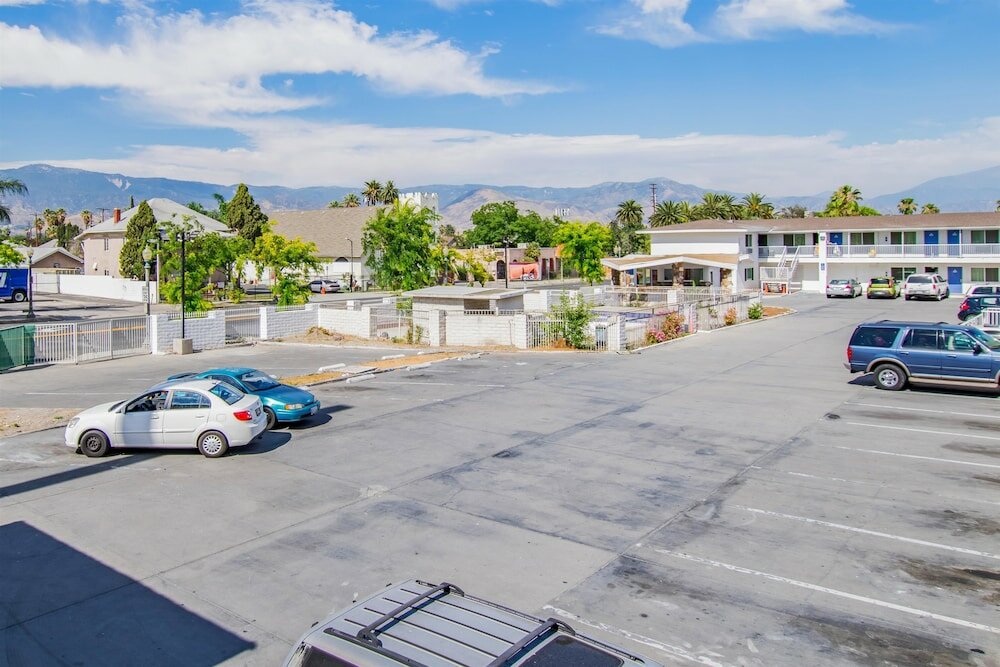 Фото Motel 6 San Bernardino, Ca - Downtown