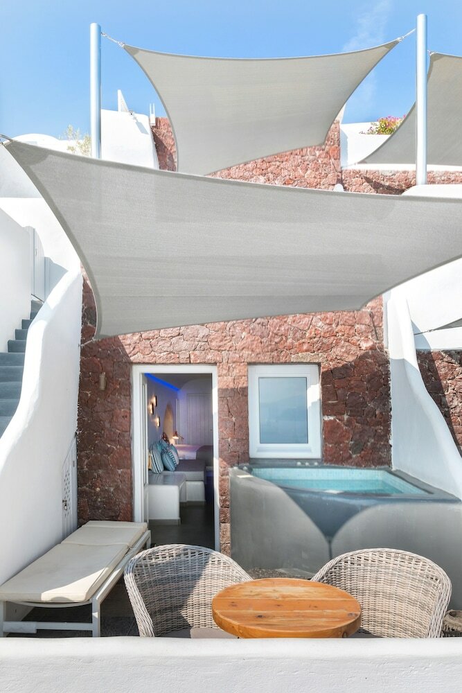 Фото Secret Legend Suites