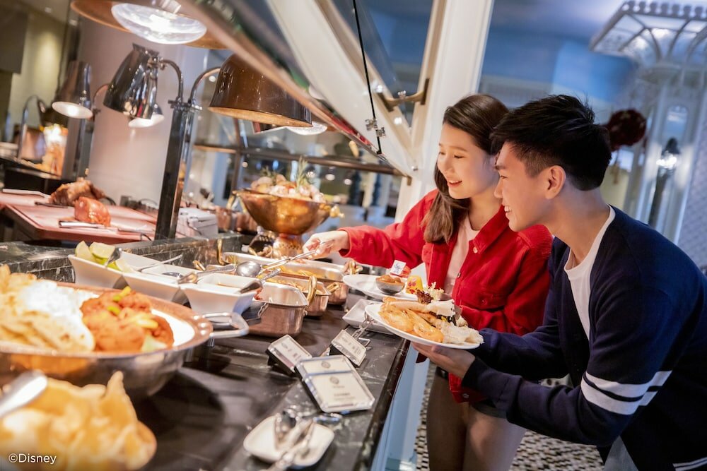 Фото Hong Kong Disneyland Hotel