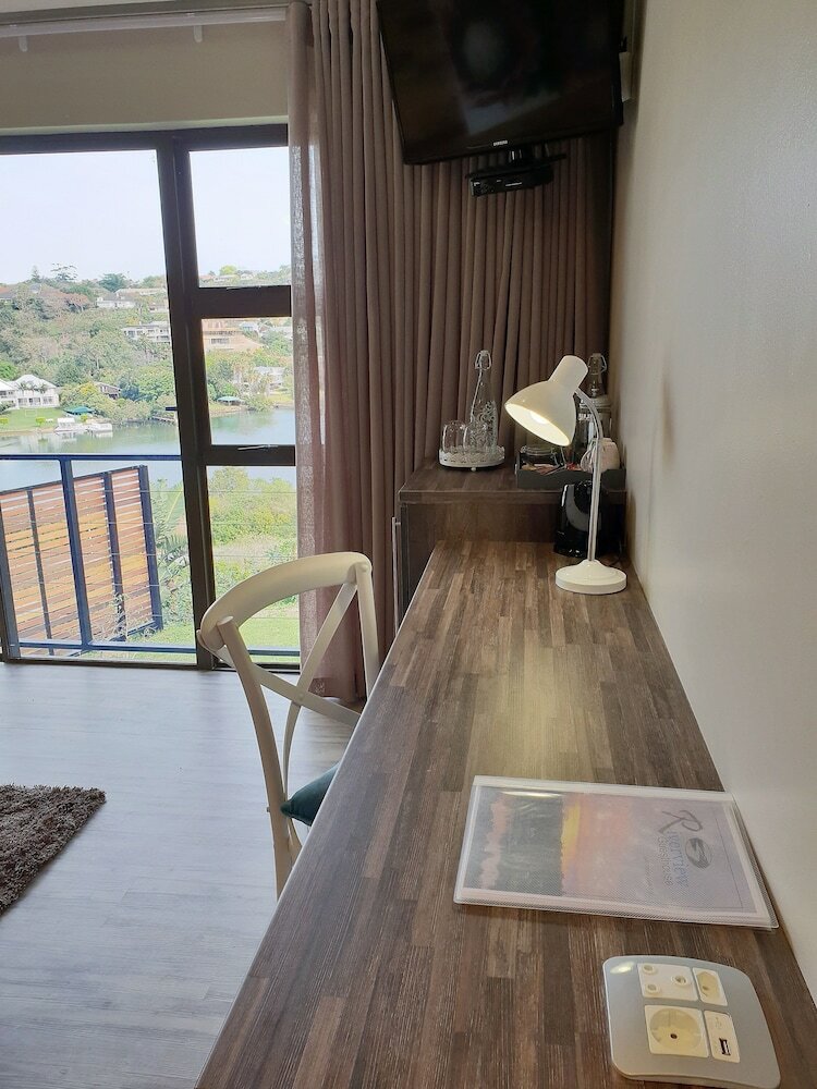 Фото Riverview Guesthouse