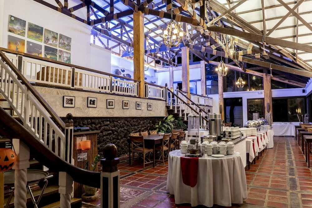 Hotel Eagle Point Resort, Province of Batangas, photo