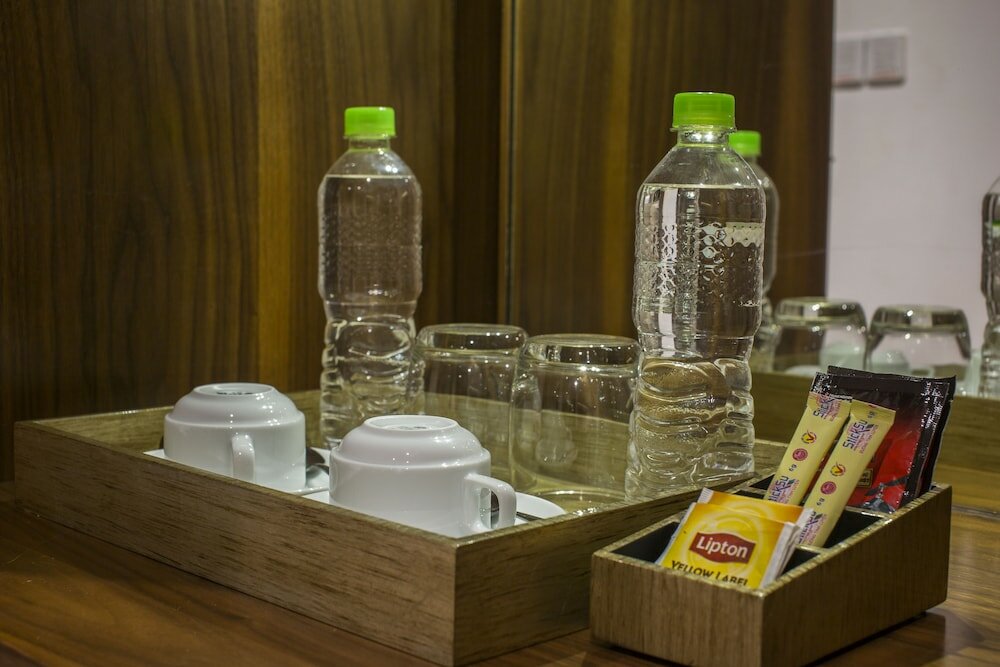 Фото Maximilan Beach Hotel