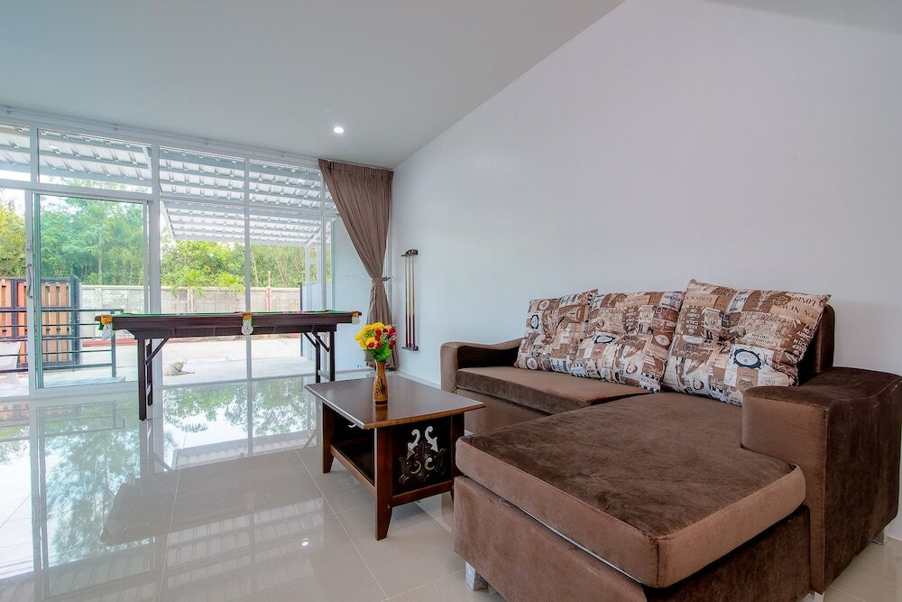 Фото Mondara Vacation Home