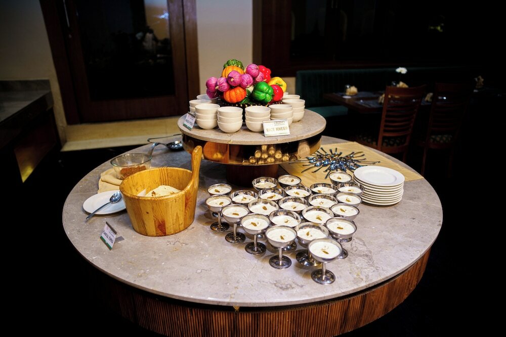 Фото Orsino Resort Mall Road