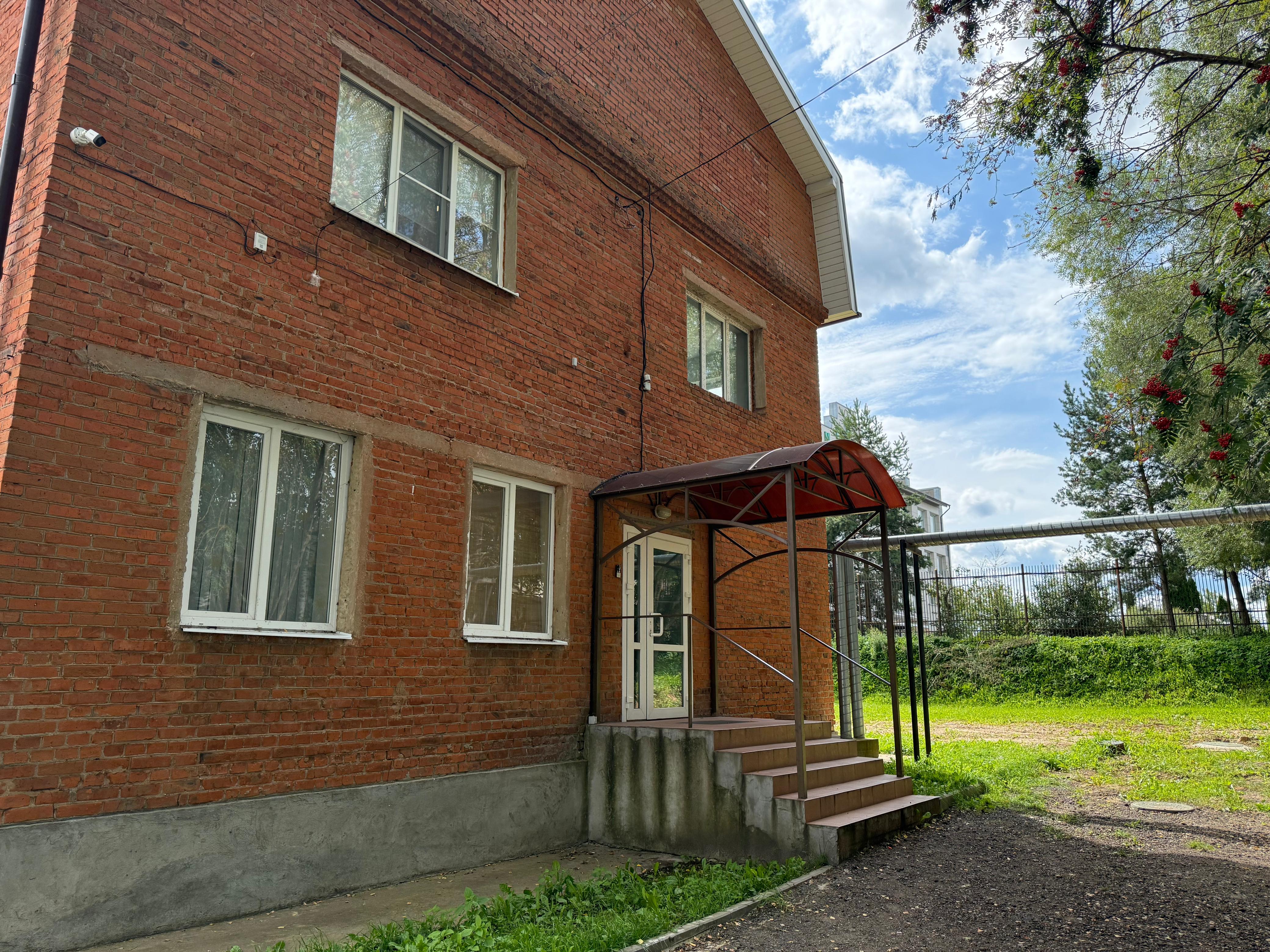 Фото отеля 2