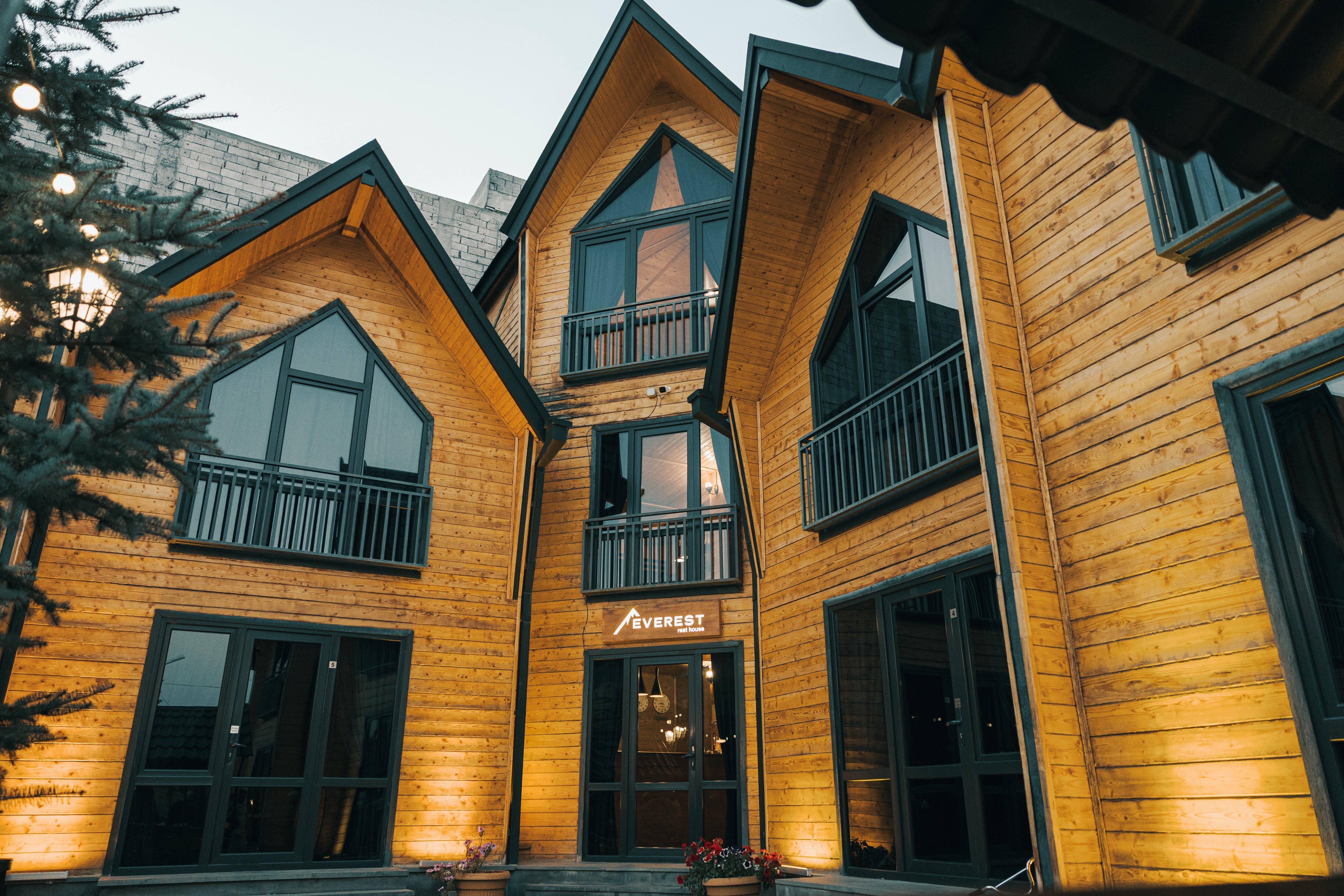 Фото Everest Rest House