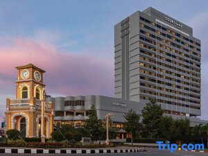 Гостиница Courtyard by Marriott Phuket Town