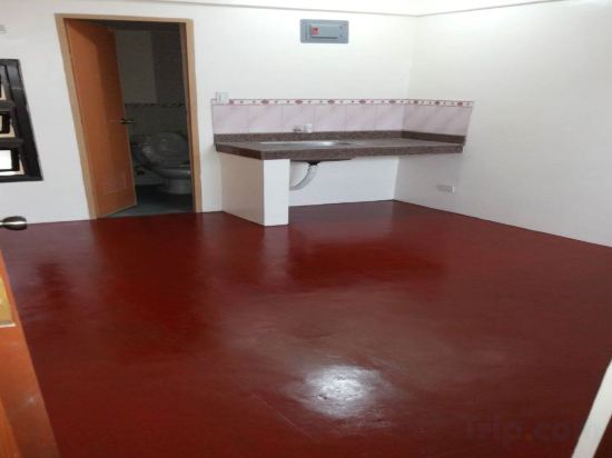 Фото Budget Studio Unit in Makati