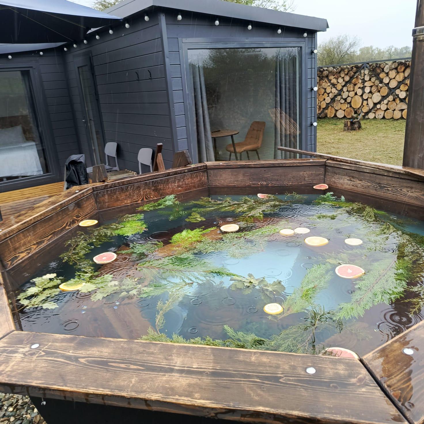 Фото Асти Кэмп