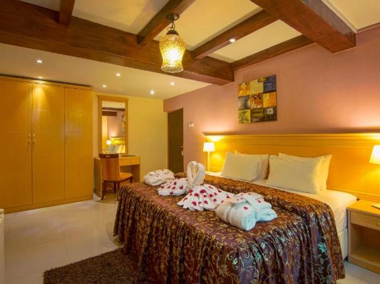 Фото Mutrah Hotel