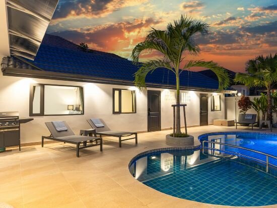 Фото Pattaya Hill, Near the City and Beach