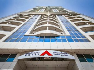 Гостиница Golden Sands Sharjah
