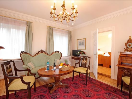 Фото Hotel Baseler Hof