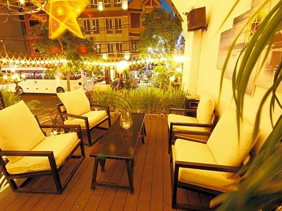 Фото Le House Boutique Hotel