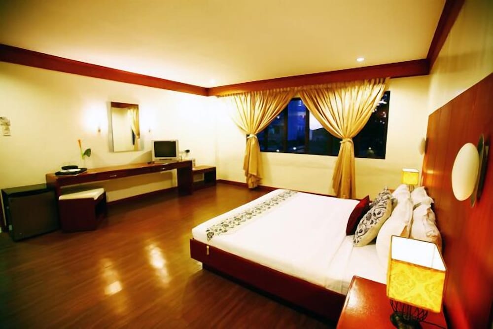 Фото Nagaland Hotel