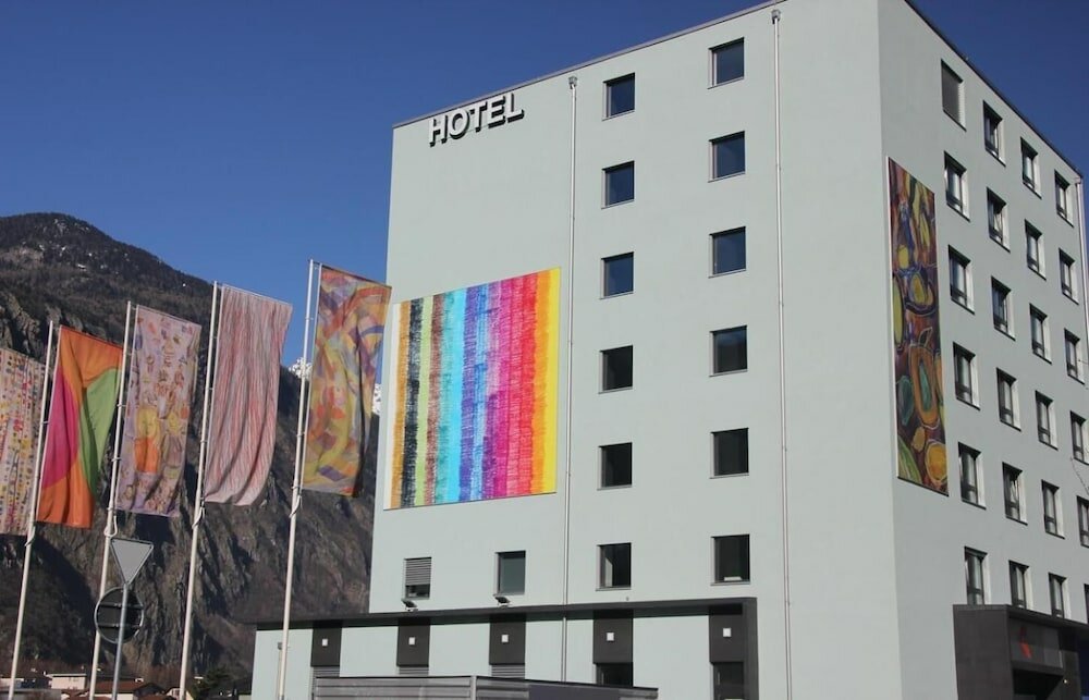 Фото отеля 4